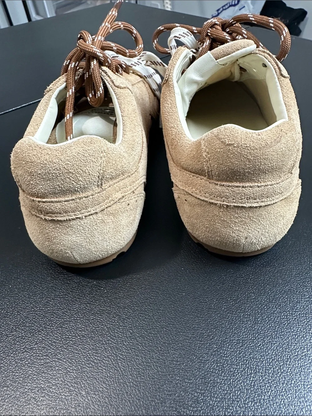 Steve Madden Suede Casual Sneakers in Tan with Dual Laces size 6.5
